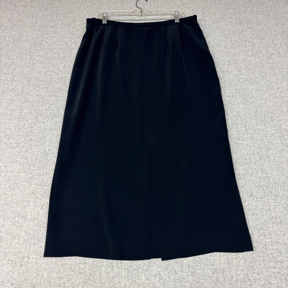 Liz Elana Dresses & Skirts - Liz Elana | Maxi Skirt | Size 16 | Black | Lined Back Vent Professional Evening
